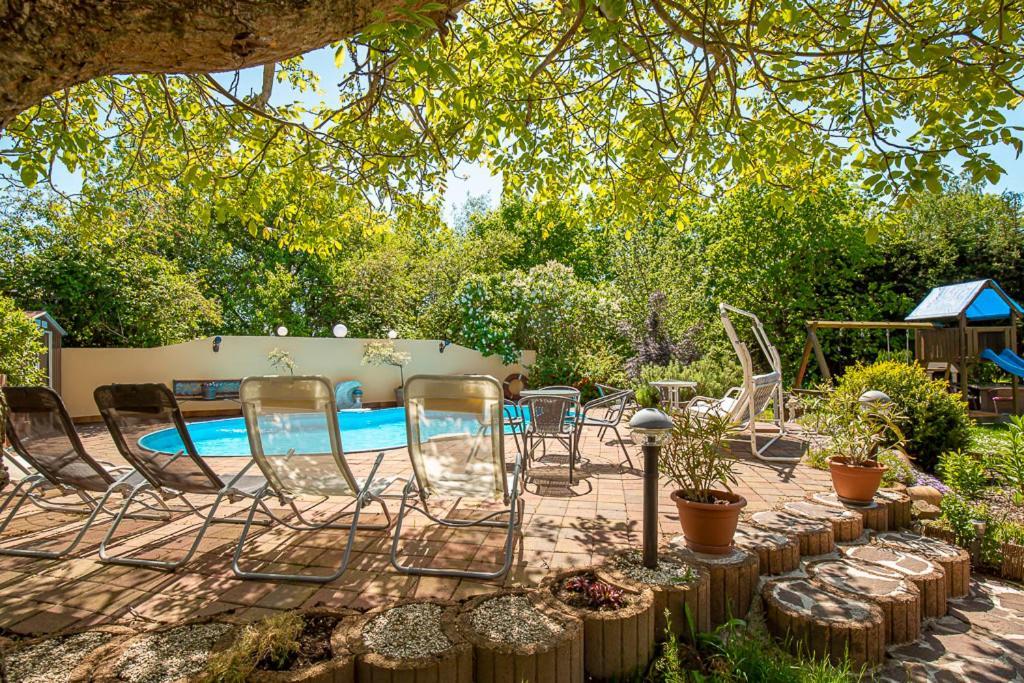 Ferienwohnung Am Walnussbaum Parchtitz ภายนอก รูปภาพ