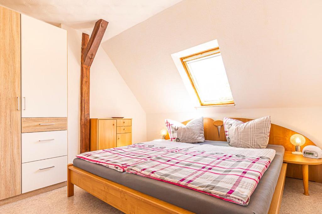 Ferienwohnung Am Walnussbaum Parchtitz ภายนอก รูปภาพ