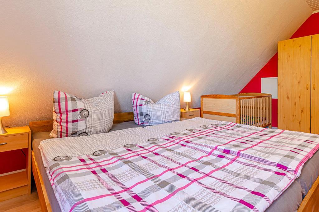 Ferienwohnung Am Walnussbaum Parchtitz ภายนอก รูปภาพ